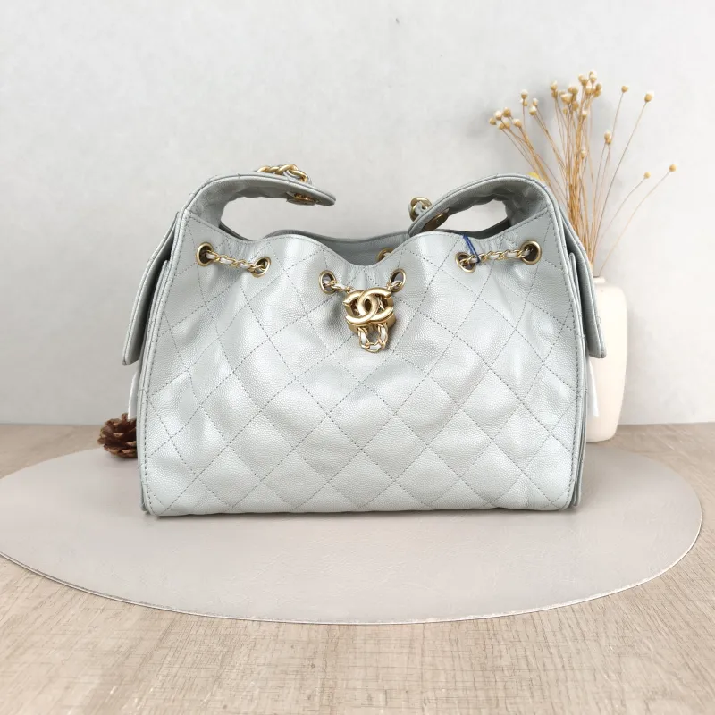 Chanel Shoulder Bag 25Bag Green Grained Calfskin Small 26 × 14 × 30 cm