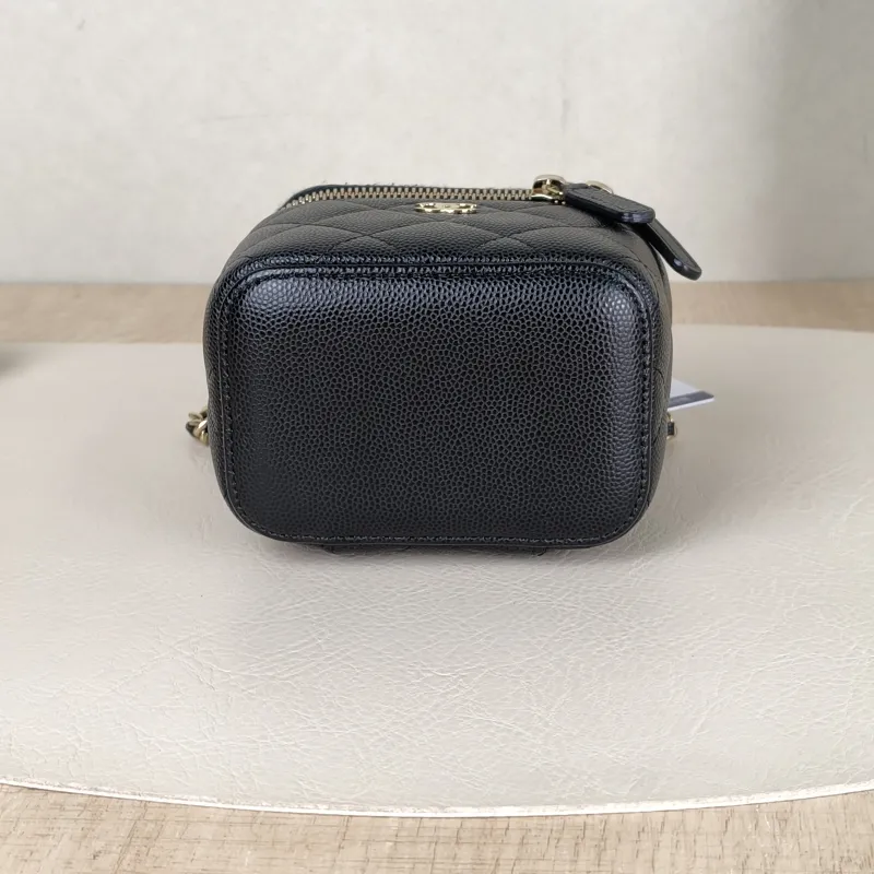 Chanel Crossbody Bag Edition Black Grained Calfskinmini11 × 7 × 9 cm — cover view 5 of 5
