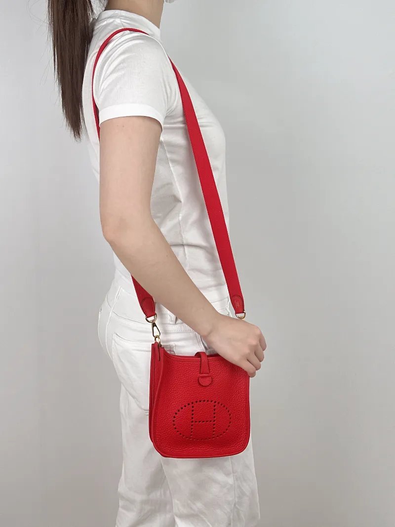 Hermès Crossbody Bag Evelyne Mini 16 Mini 16 S3 Red TC Calfskin Mini 17 × 5.5 × 18 cm Y — on-model view 1 of 2