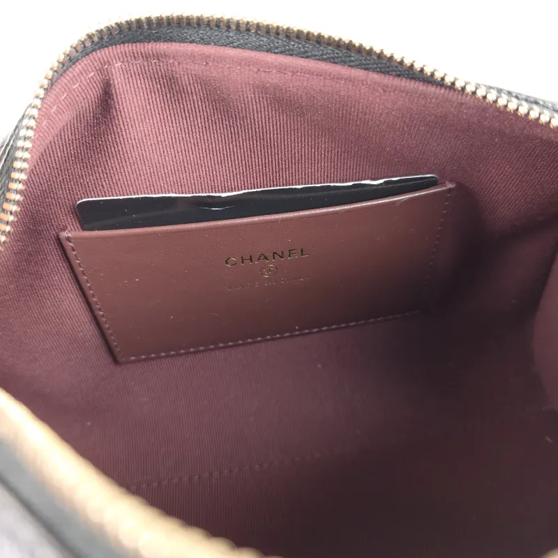 Chanel Crossbody Bag Crossbody Bag Black Grained Calfskin One Size 18.5 × 11 × 11.5 cm — detail view 10 of 11