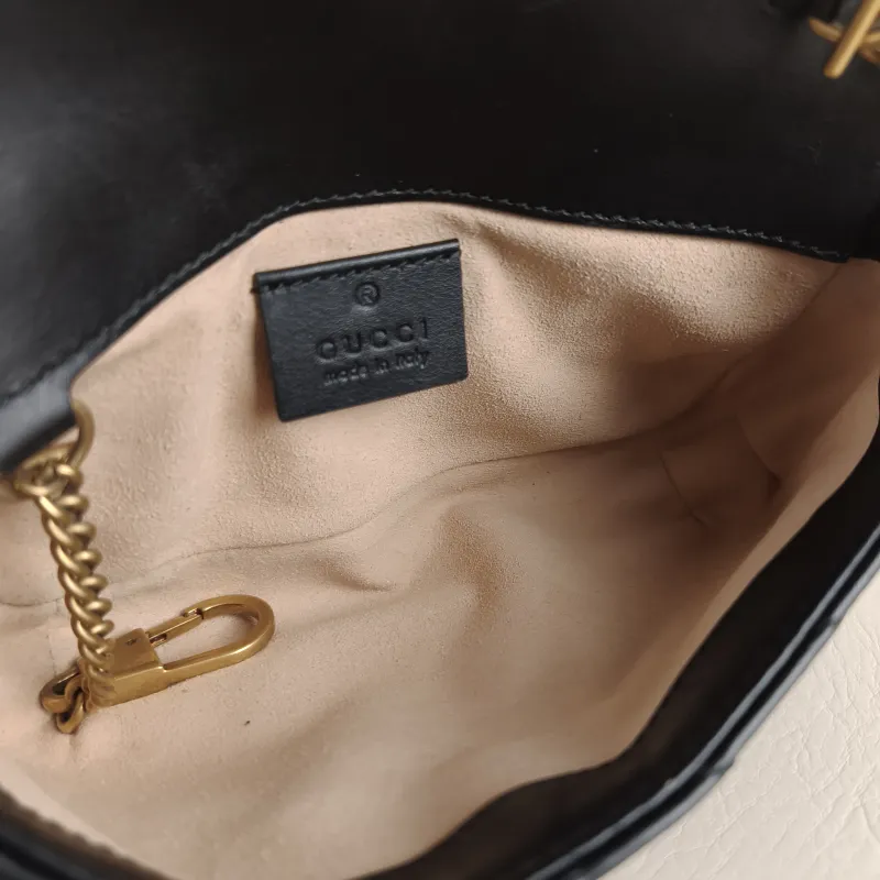 GUCCI Crossbody Bag GG Marmont Mini Marmont Mini Black Calfskin Mini 16.5 × 4.5 × 9.5 cm — detail view 3 of 11