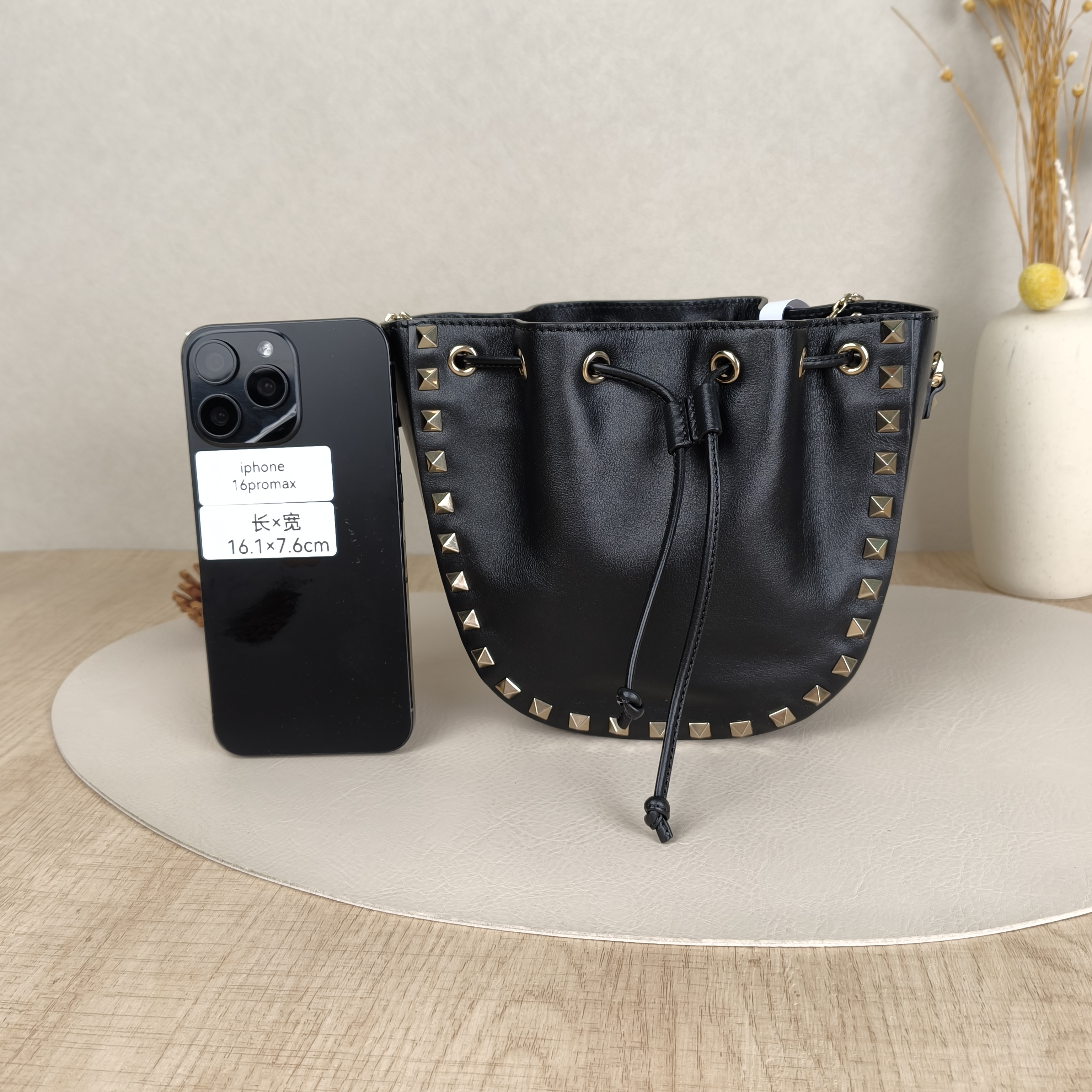 Valentino Shoulder Bag Bucket Bag Black Calfskin One Size15 × 5 × 16 cm — cover view 8 of 9
