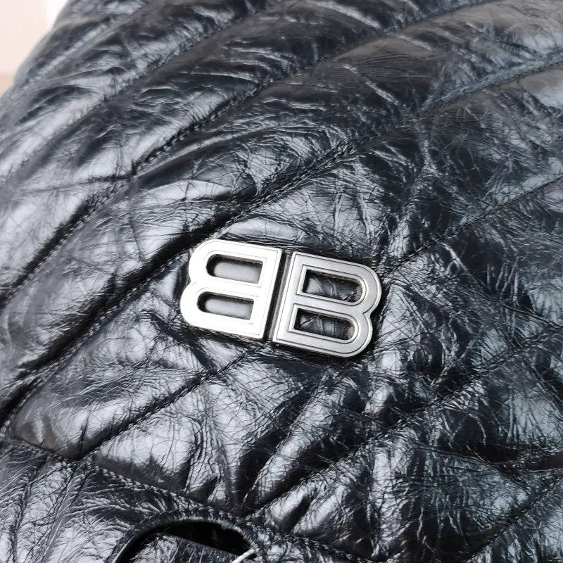 BALENCIAGA Crossbody Bag Crush Black Waxed Leather Large35 × 14 × 37 cm — detail view 9 of 13