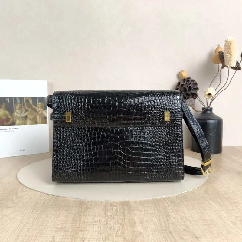 SAINT LAURENT Shoulder Bag MANHATTAN Black Calfskin Medium29 × 7.5 × 20 cm — cover view 4 of 5