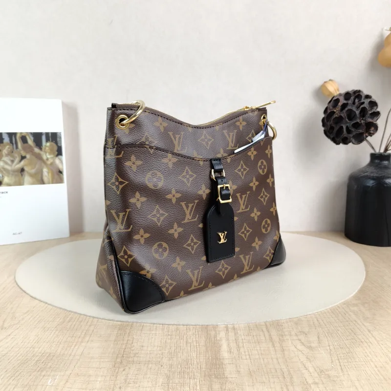 Louis Vuitton Crossbody Bag ODEON Monogram PVC Small 24 × 8 × 22 cm — cover view 5 of 6