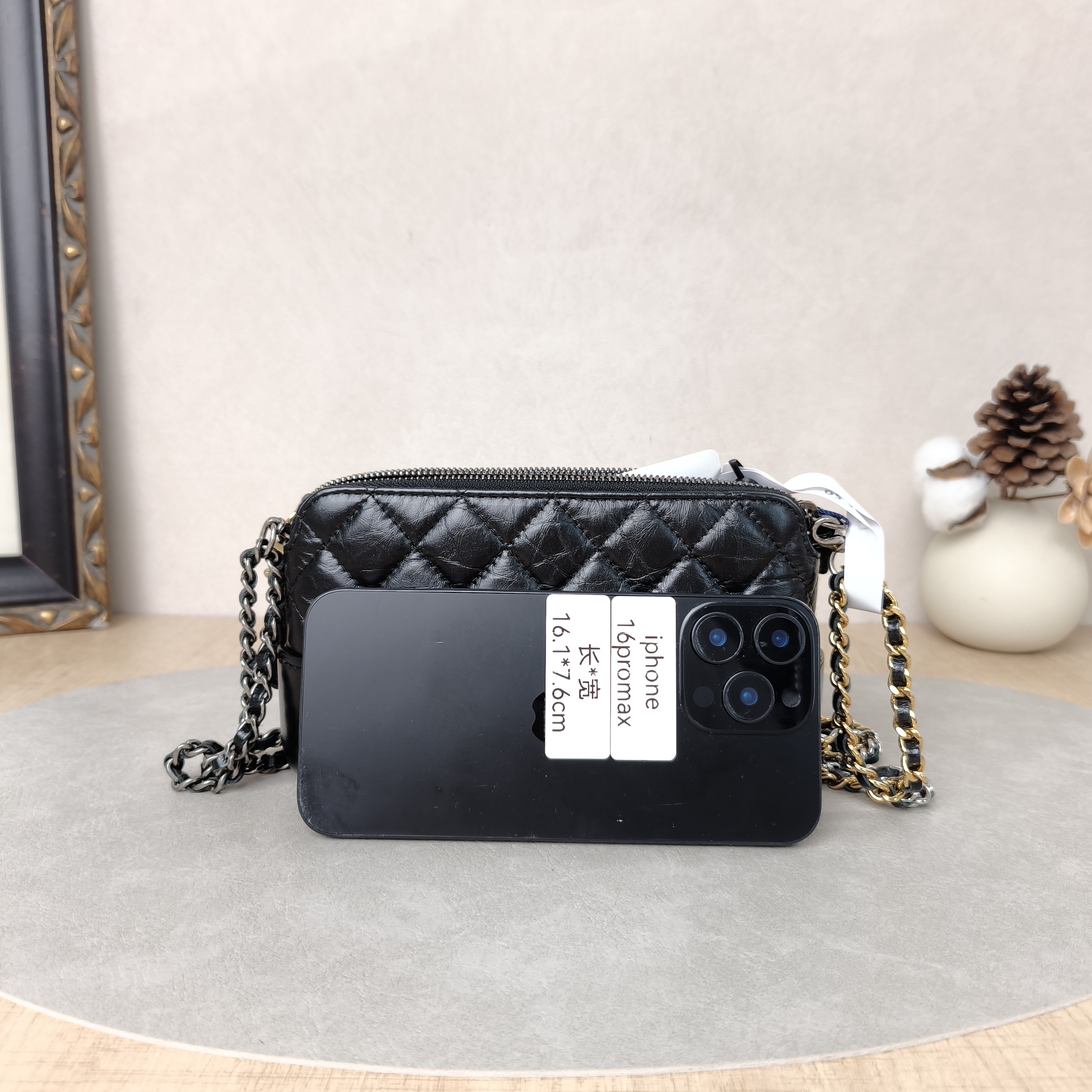 Chanel Crossbody Bag Gabrielle Gabrielle Bag Black Calfskinmini19 × 4 × 10 cm — cover view 3 of 5