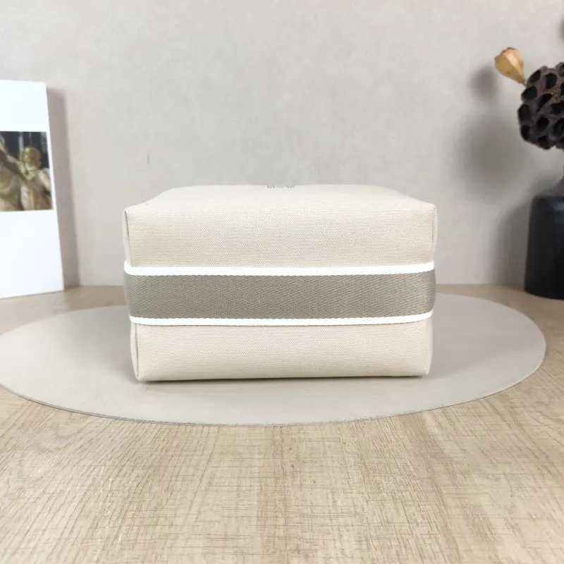 Hermès Top Handle Bagbride-a-brac White Canvas Small21 × 12 × 27 cm — cover view 2 of 5