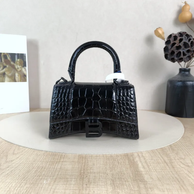BALENCIAGA Crossbody Bag Hourglass Hourglass Bag Black Calfskinmini19 × 5 × 12 cm