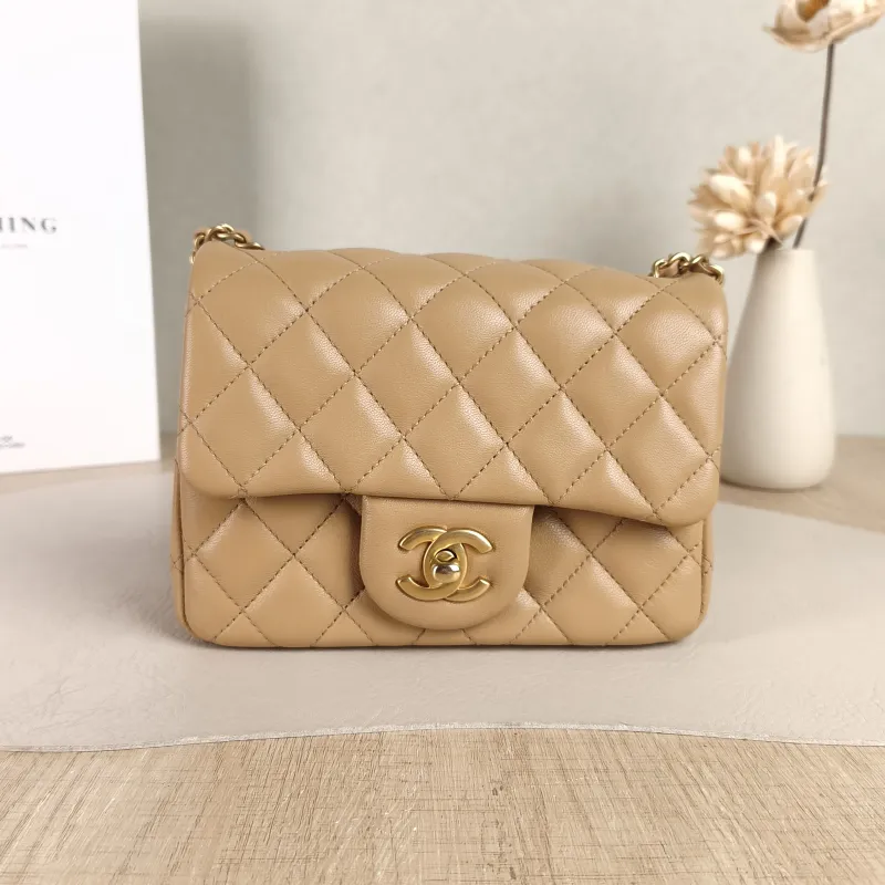 Chanel Crossbody Bag Taupe Lambskinmini17 × 8 × 13.5 cm