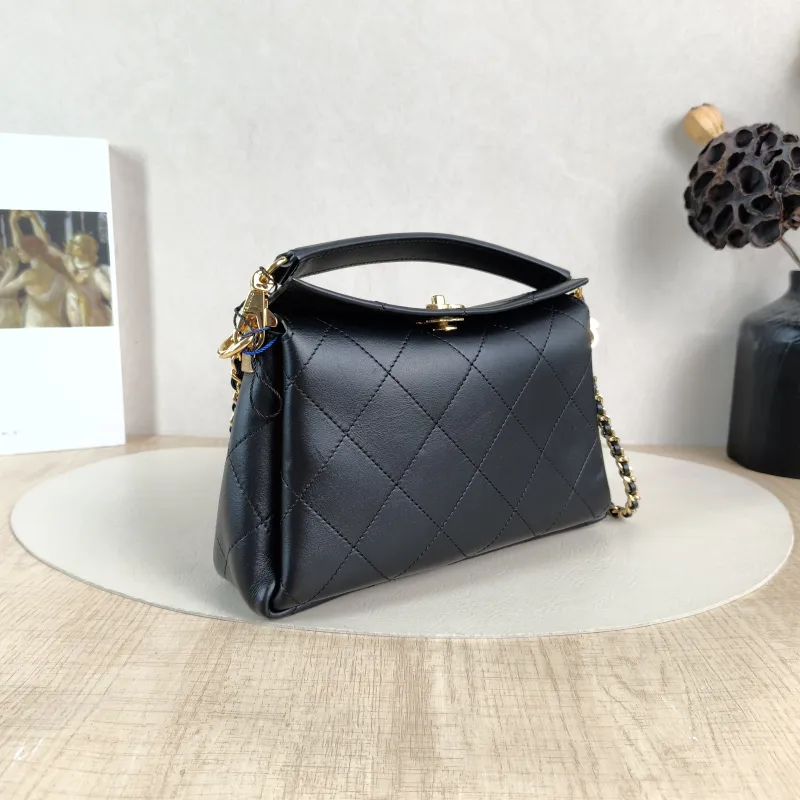 Chanel Crossbody Bag c Logo Black Calfskin One Size 23 × 7.5 × 16 cm — cover view 4 of 5