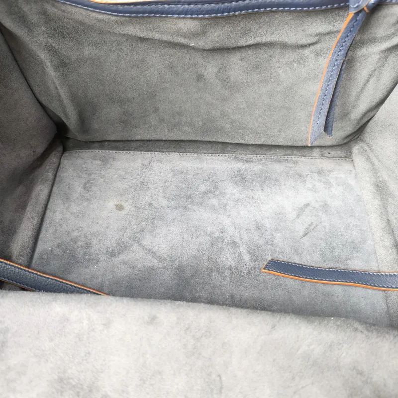 CELINE Top Handle Bag Luggage Phantom Navy Calfskin Medium30 × 24 × 28 cm — detail view 10 of 12