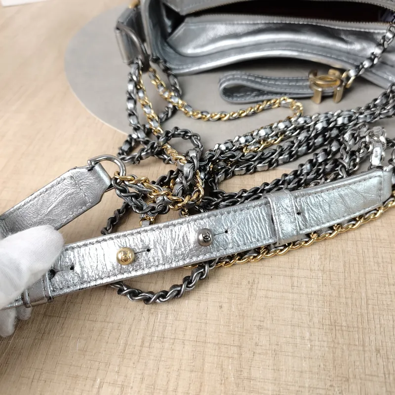 Chanel Crossbody Bag Gabrielle Gabrielle Bag Silver CC alfskin Small20 × 8 × 15 cm — detail view 10 of 13