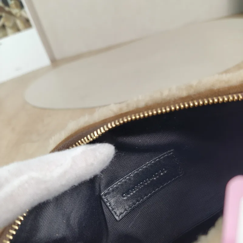 SAINT LAURENT Shoulder Bag Sade Brown Mini 20 × 10 × 10 cm — detail view 2 of 10