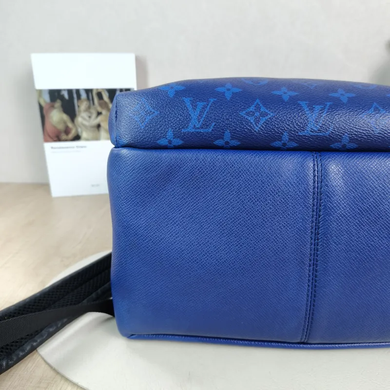 Louis Vuitton Backpack Discovery Backpack Blue PVC · Calfskin Small 37 × 20 × 40 cm — detail view 3 of 12