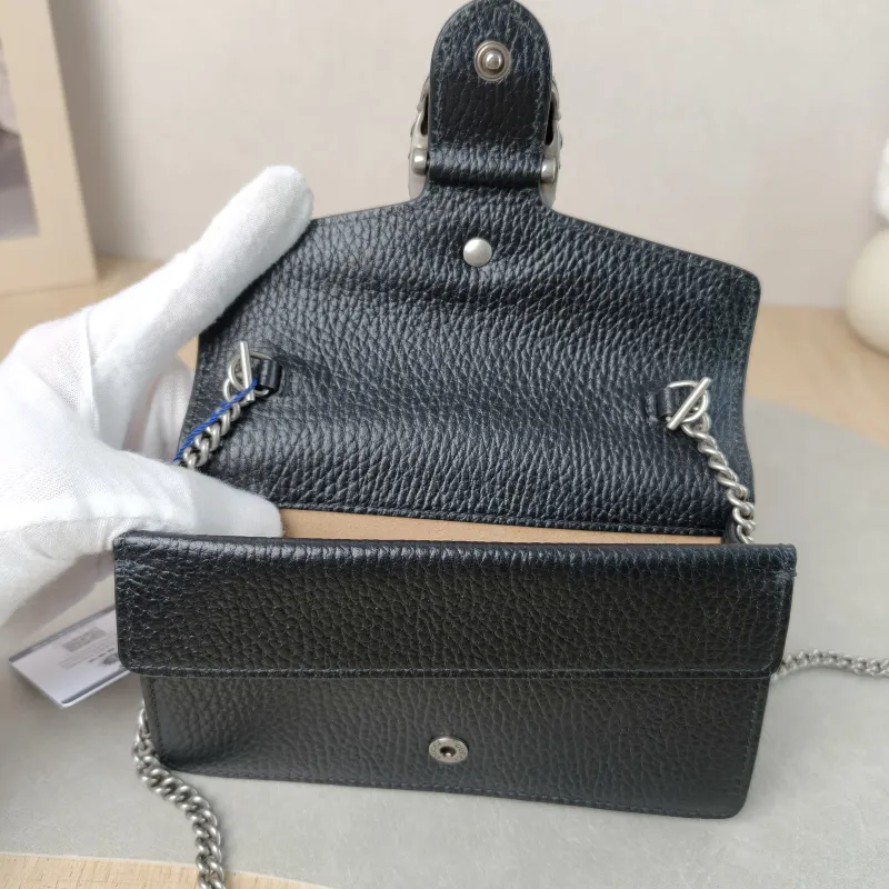 GUCCI Crossbody Bag Dionysus Black Calfskin Mini 16.5 × 4.5 × 10 cm — detail view 2 of 13