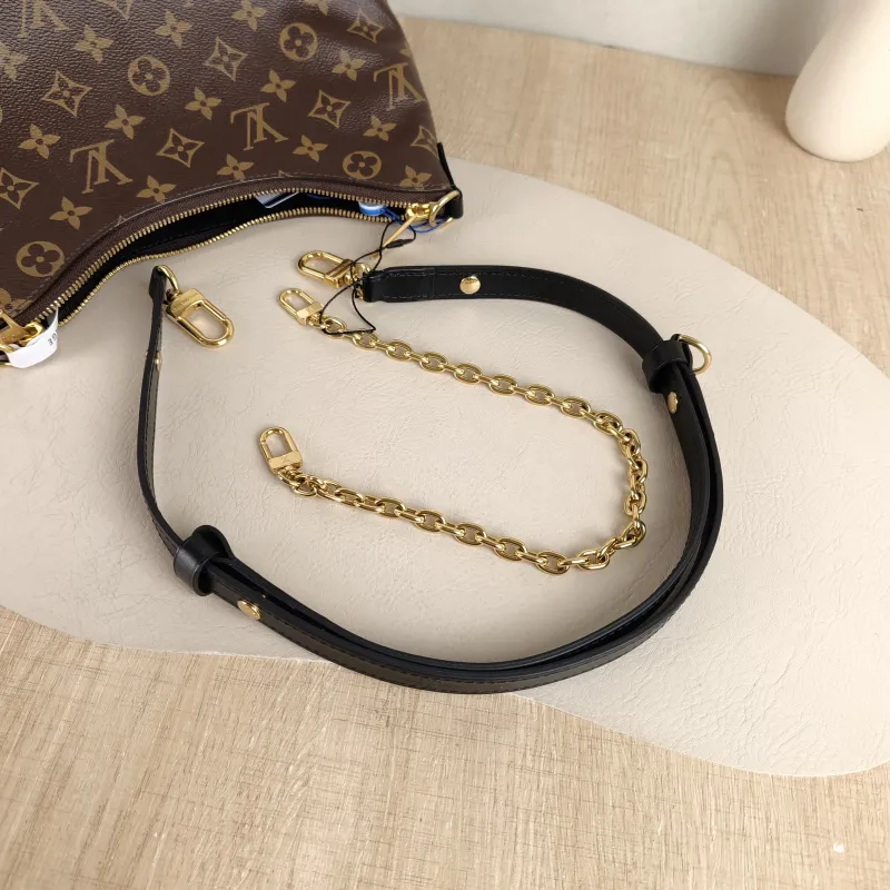 Louis Vuitton Crossbody Bag Boulogne PVC Small 26 × 9.5 × 16 cm — detail view 10 of 11