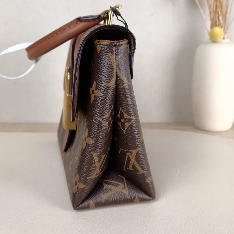 Louis Vuitton Crossbody Bag Locky BB Caramel PVC BB 20 × 7.5 × 16 cm — detail view 8 of 11
