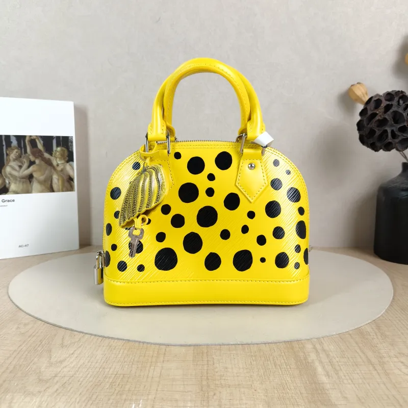 Louis Vuitton Top Handle Bag Alma BB Epi Embossed Calfskin BB 23.5 × 11.5 × 17.5 cm