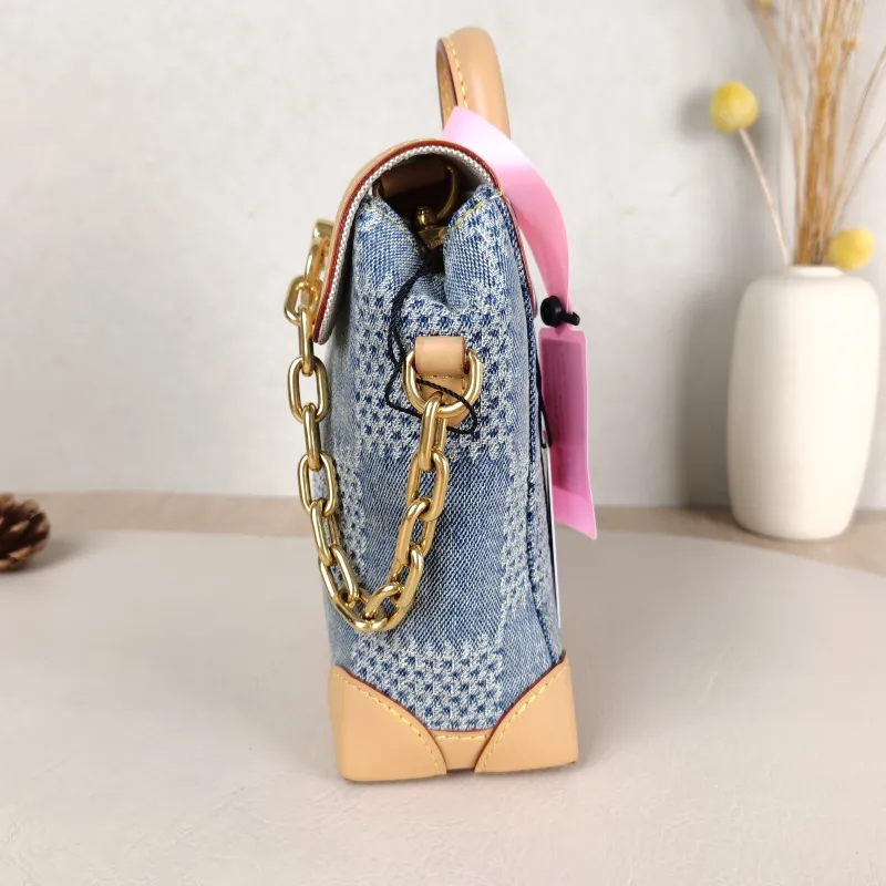 Louis Vuitton Shoulder Bag Nano Steamer Shoulder Bag Blue nano 15 × 7 × 18 cm — detail view 1 of 11