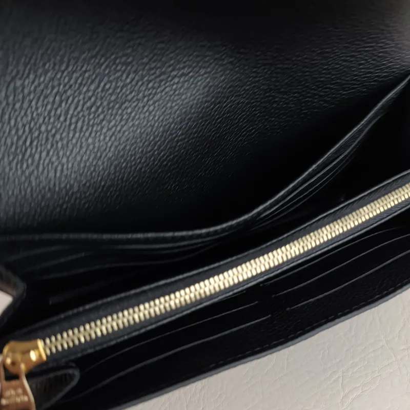 Louis Vuitton Wallet Edition Wallet Black Calfskin One Size 19 × 2.5 × 10.5 cm — detail view 8 of 9