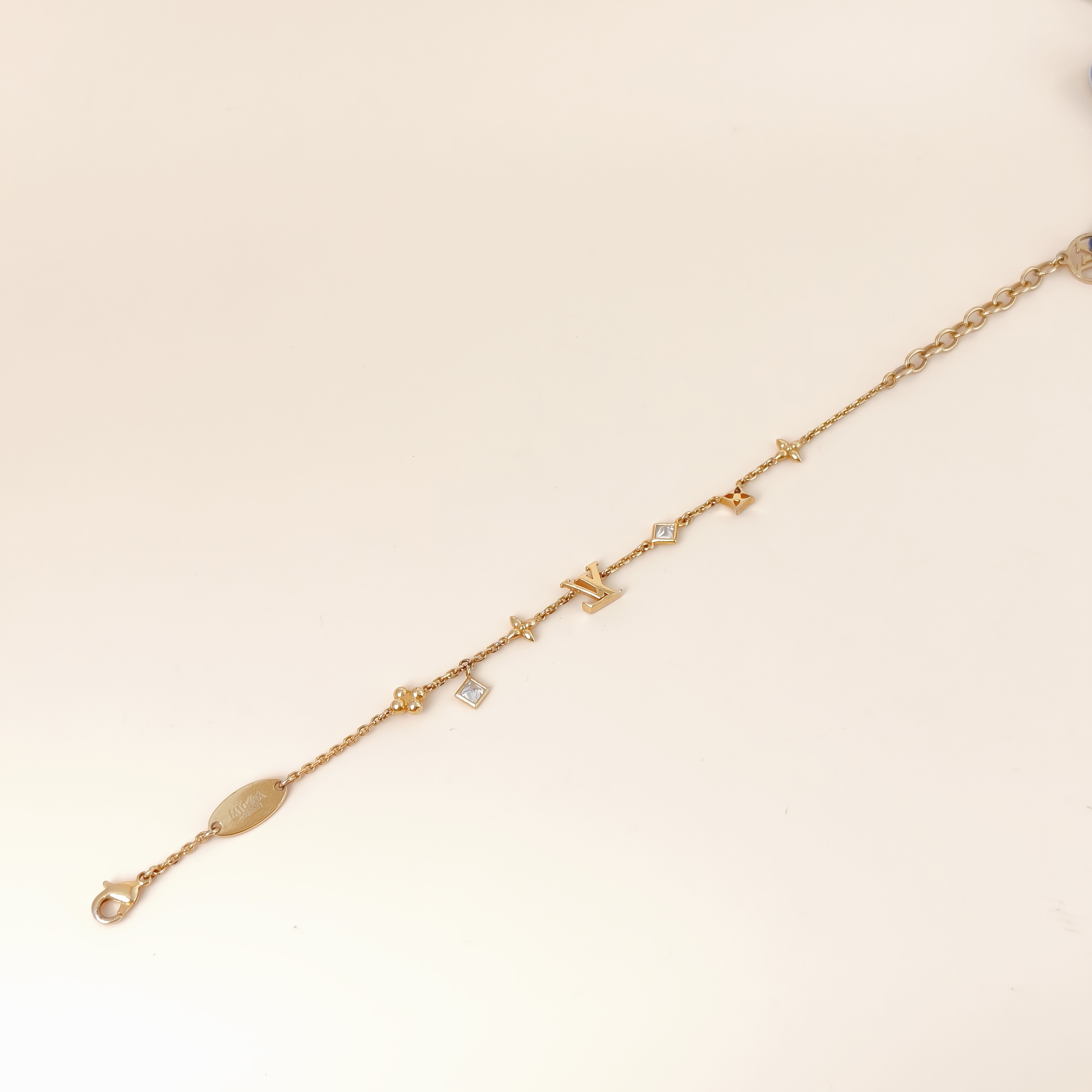 Louis Vuitton Bracelet Pendant Bracelet Gold One Size18cm — cover view 6 of 11