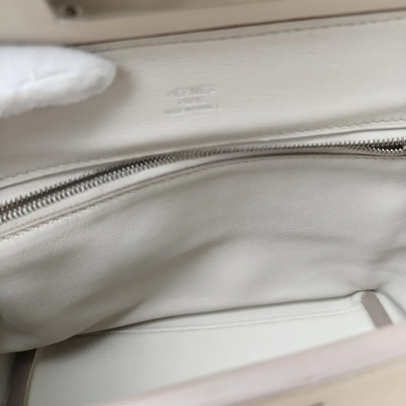 Hermès Crossbody Bag24 · 24 21 Shoulder Bagmini — detail view 20 of 20