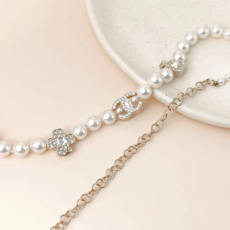Chanel Necklace Clogo Necklace White Pearl One Size 44cm — cover view 3 of 8