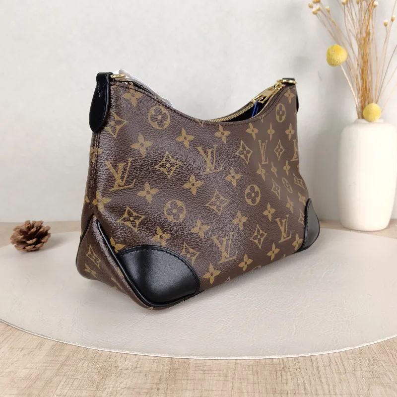 Louis Vuitton Crossbody Bag Boulogne PVC Small 26 × 9.5 × 16 cm — cover view 2 of 5