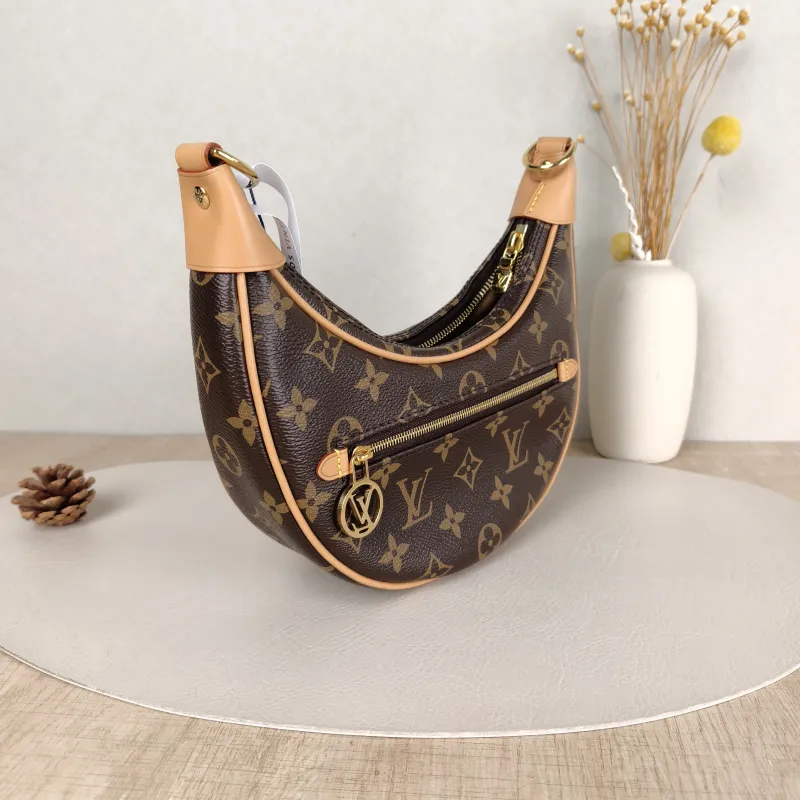 Louis Vuitton Crossbody Bag Loop Monogram PVC Small 23 × 6 × 13 cm — cover view 5 of 5
