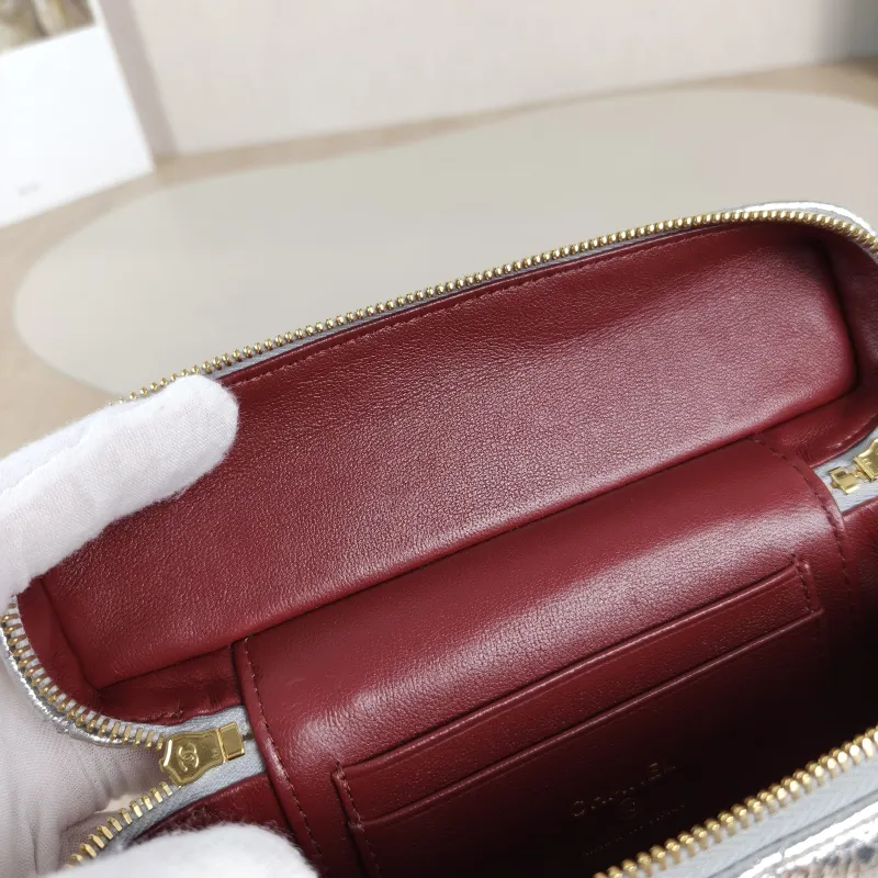 Chanel Crossbody Bag lp Box Bag Top Handle Crossbody Bag Silver Calfskin 19.5 × 5 × 12 cm — detail view 9 of 12