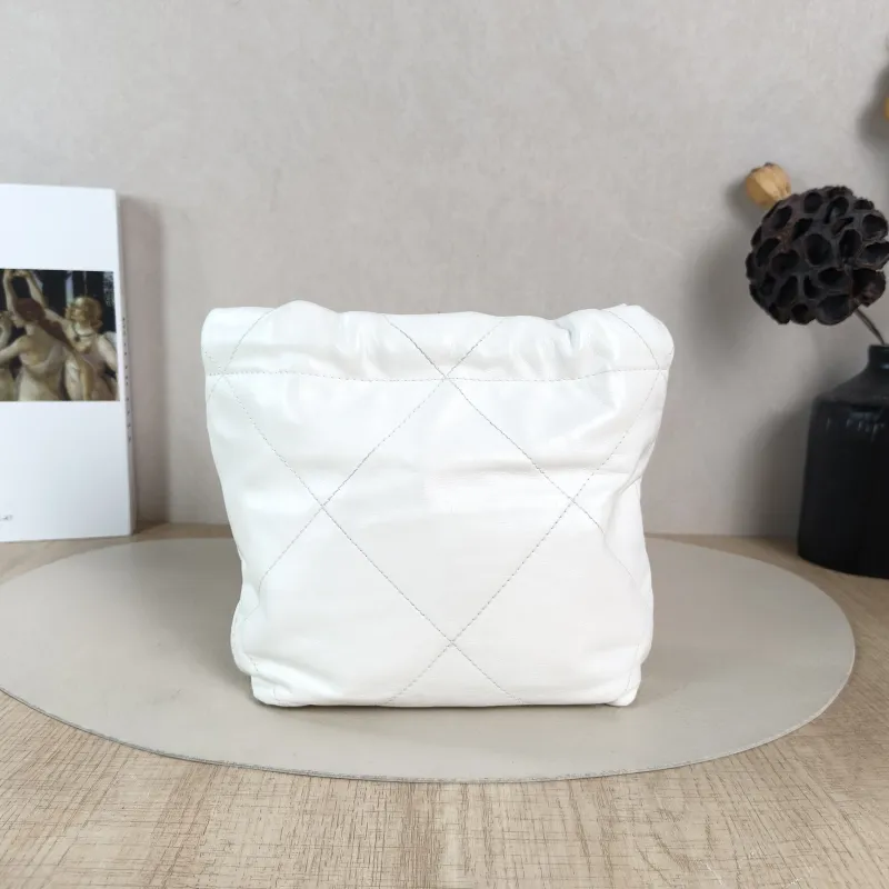 Chanel Shoulder Bag 22Bag White CC alfskin Mini 20 × 6 × 19 cm — cover view 2 of 5