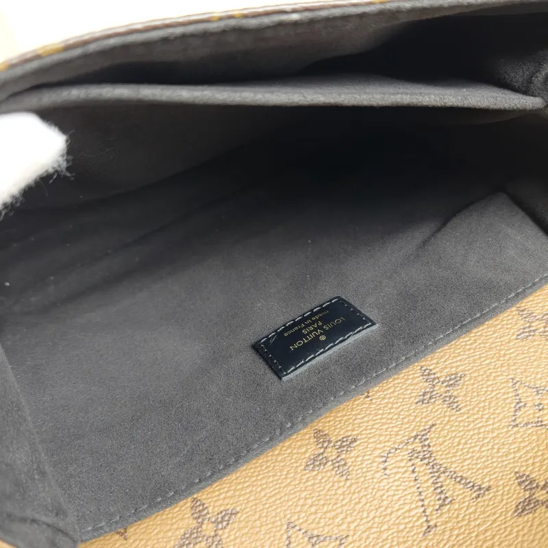 Louis Vuitton Crossbody Bag Pochette Métis Monogram Colorblock PVC Medium 25 × 7 × 19 cm — detail view 12 of 13