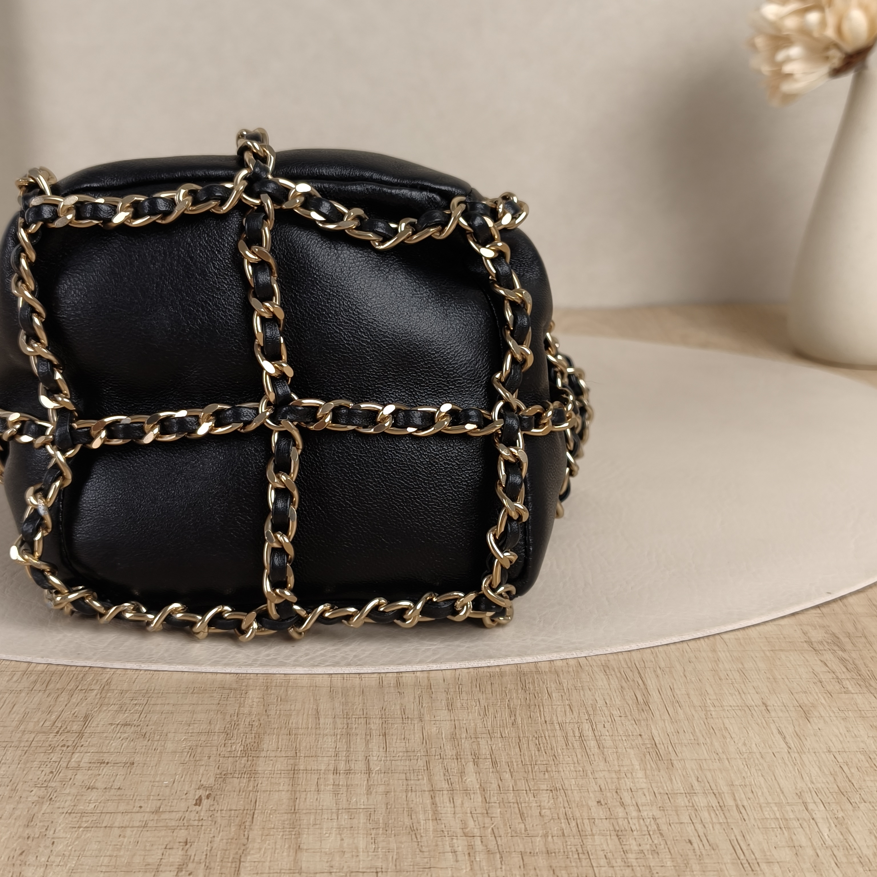 Chanel Crossbody Bag Crossbody Bag Black Lambskin One Size10 × 10 × 14 cm — cover view 4 of 8