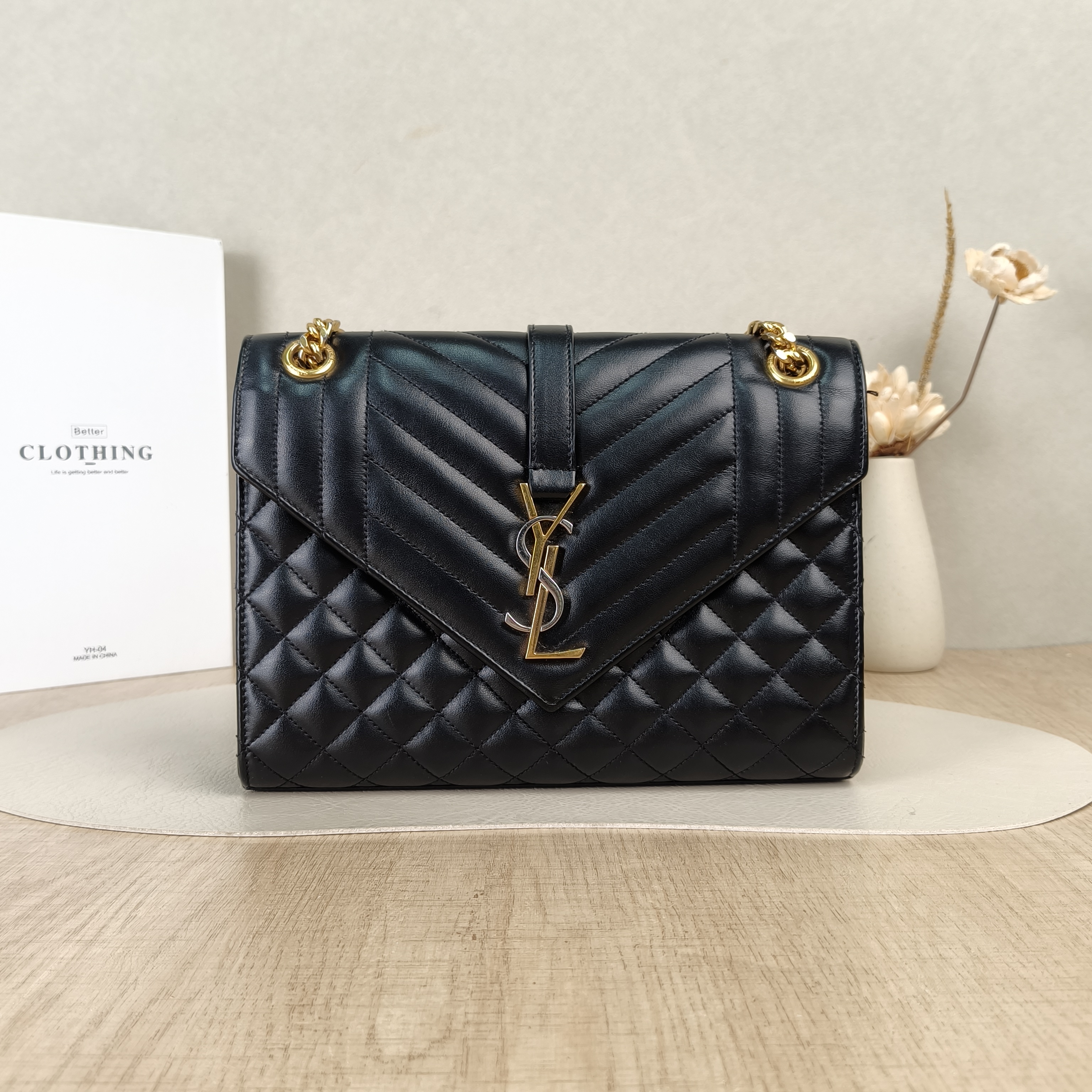 SAINT LAURENT Crossbody Bag ENVELOPE Black Calfskin Medium24 × 6 × 17.5 cm
