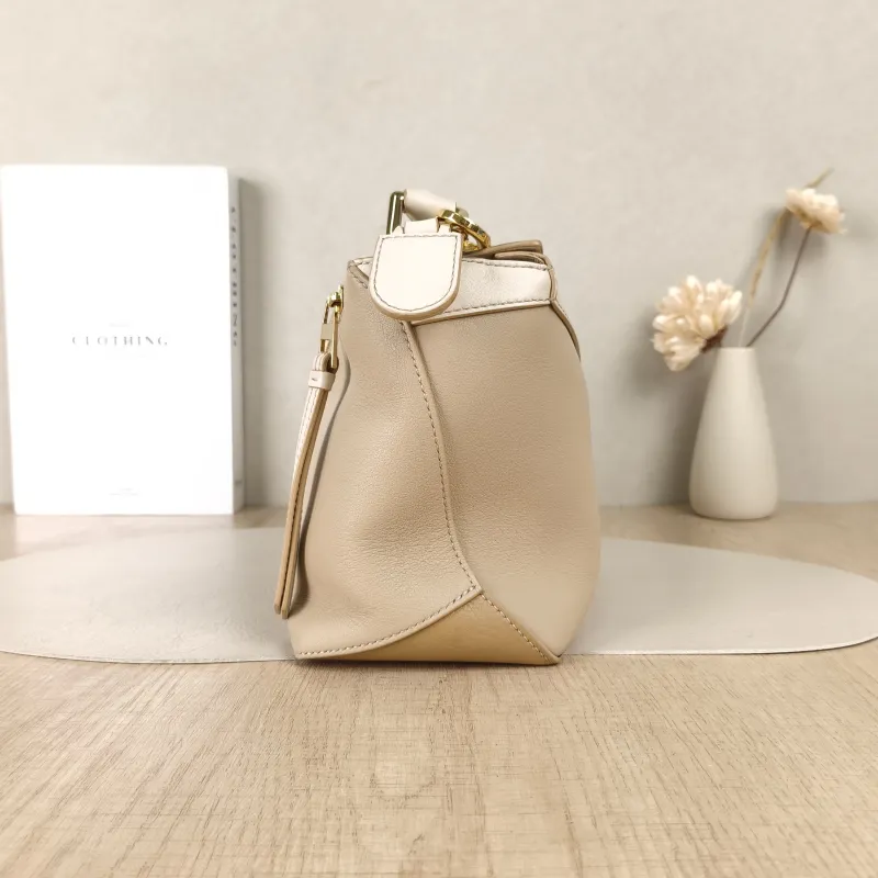 LOEWE Crossbody Bag Puzzle Colorblock CC alfskin Small24 × 10.5 × 16.5 cm — detail view 1 of 14