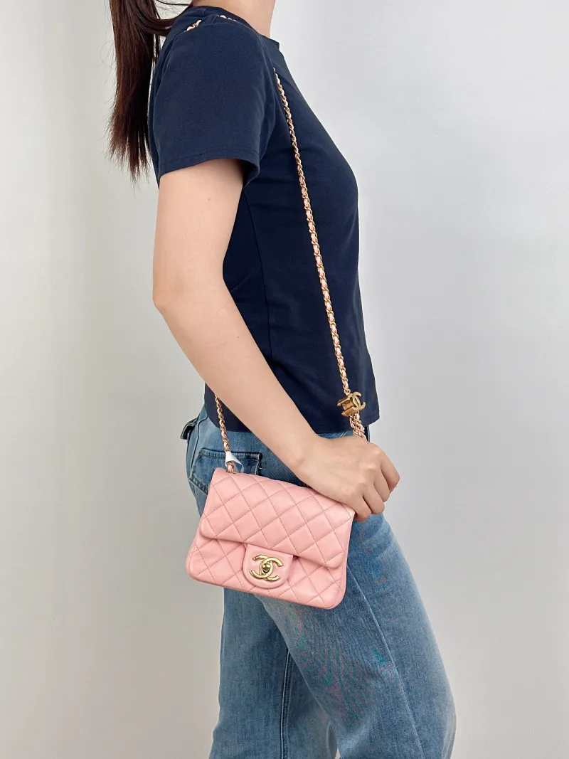 Chanel Crossbody Bag25b c Pink Lambskin mini18 × 7 × 13 cm — on-model view 1 of 2