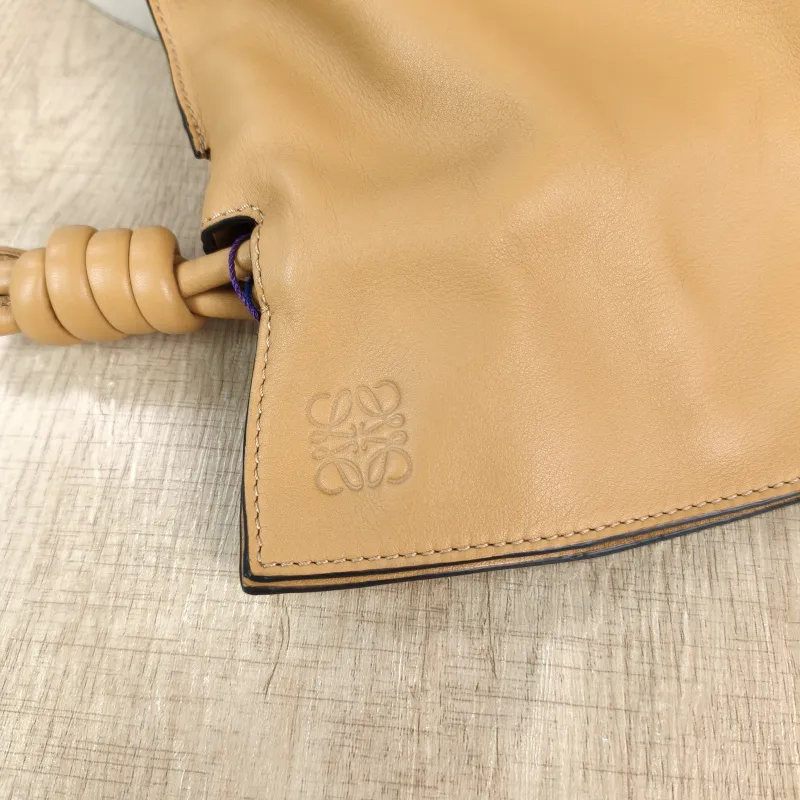 LOEWE Crossbody Bag Flamenco Yellow Calfskin Medium 30 × 10.5 × 24.5 cm — detail view 5 of 12
