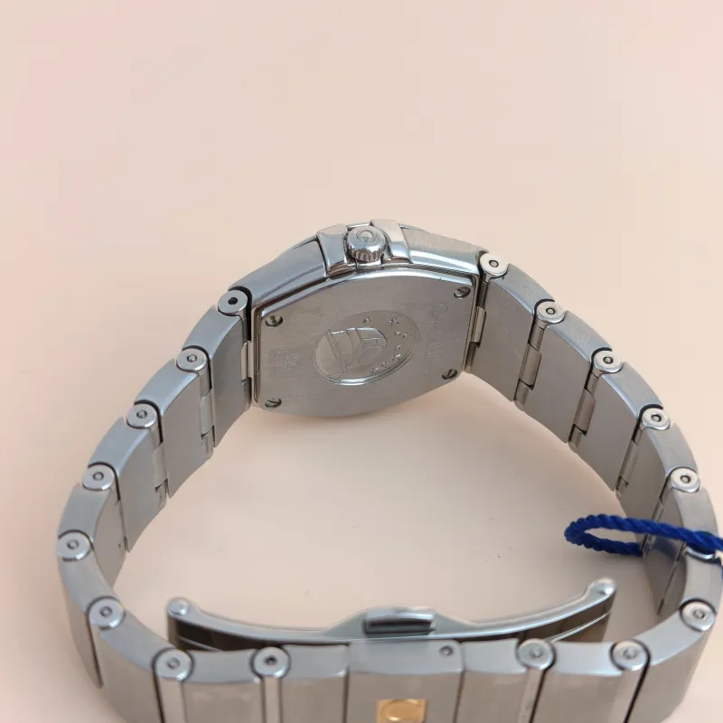 OMEGA Watch Collection Watch One Size 24 — cover view 3 of 6