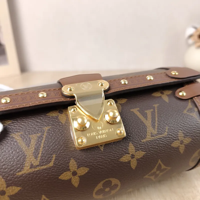 Louis Vuitton Crossbody Bag Papillon Trunk Monogram PVC Small 19 × 9 × 9 cm — detail view 2 of 12