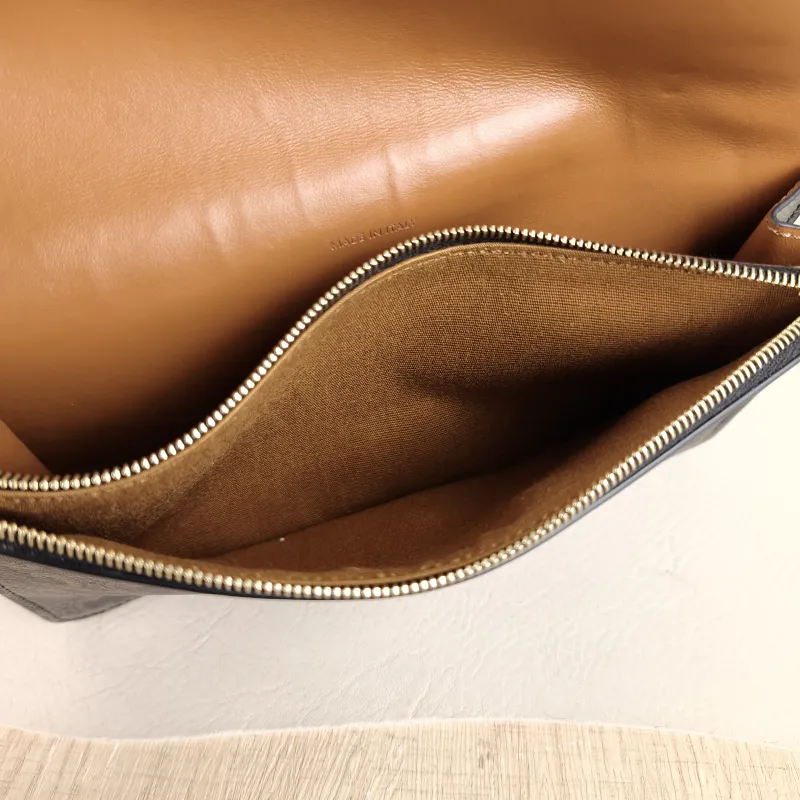 CELINE Crossbody Bag TRIOMPHE Clutchwoc Monogram PVC One Size 20 × 6 × 12 cm — detail view 3 of 13