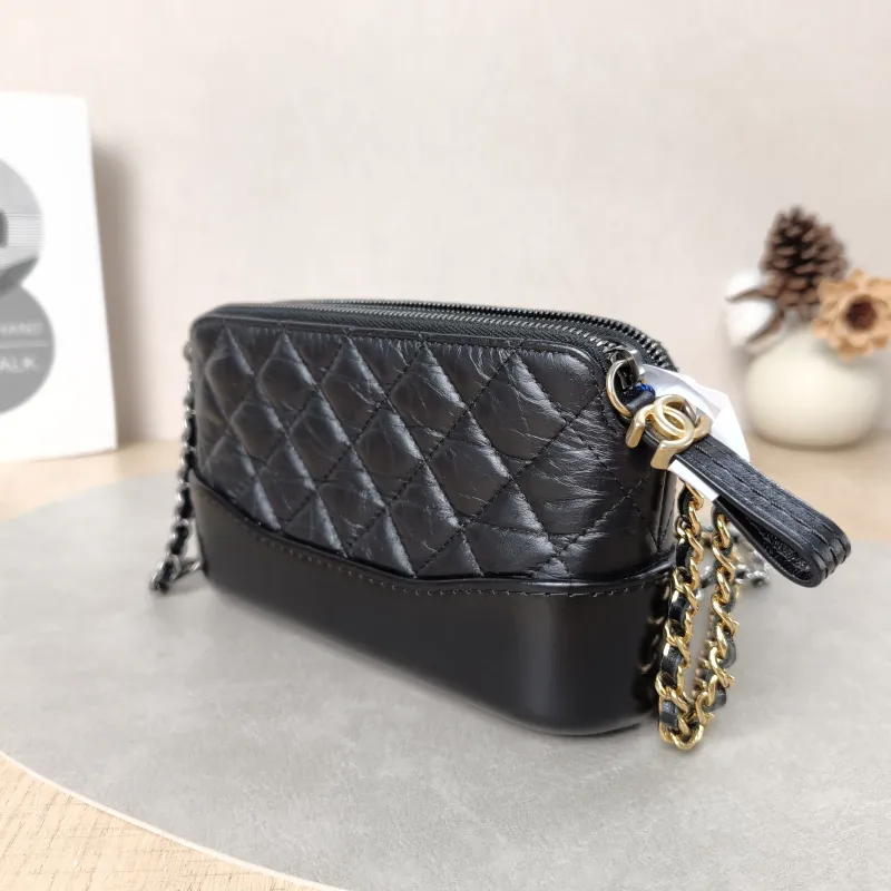 Chanel Crossbody Bag Gabrielle Gabrielle Bag Black Calfskinmini19 × 4 × 10 cm — cover view 2 of 5