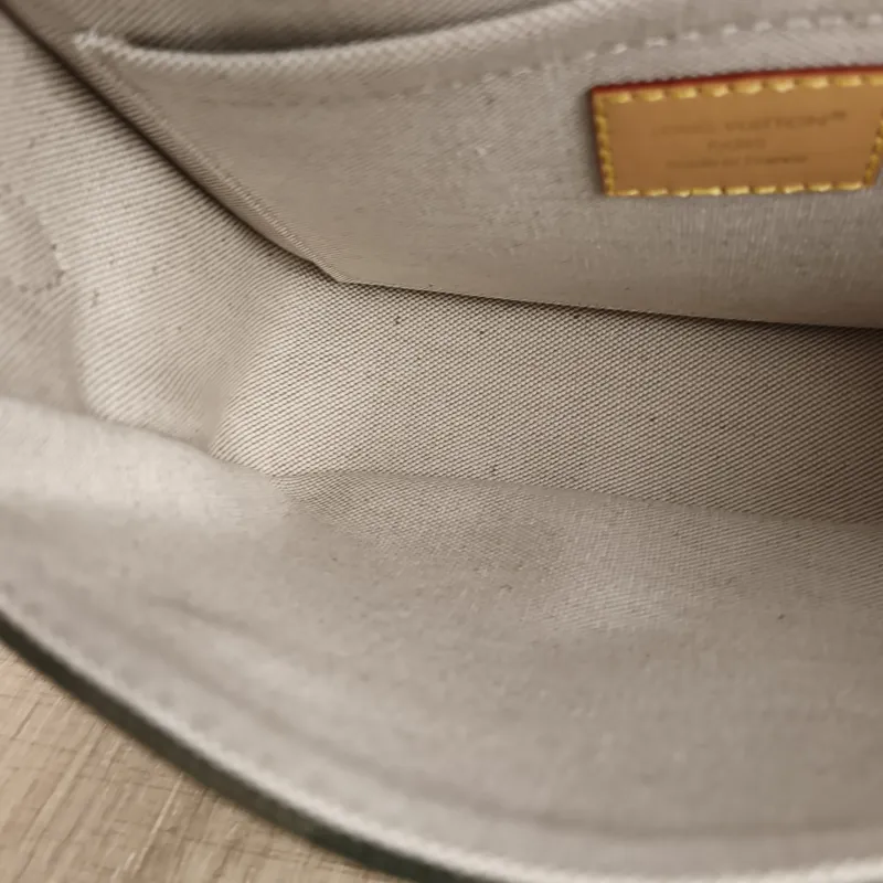 Louis Vuitton Crossbody Bag Satchel Messenger Bag Green PVC Mini 19.5 × 6 × 15 cm — detail view 7 of 12