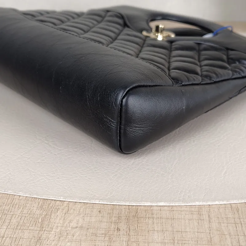 Chanel Crossbody Bag31Bag Black Waxed Leathermini23 × 5.5 × 22 cm — detail view 12 of 12