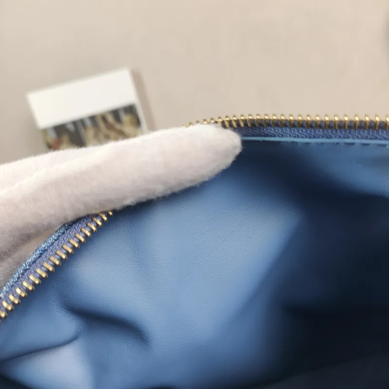 Louis Vuitton Shoulder Bag Side Trunk Box Blue Medium 23.5 × 8.5 × 16 cm — detail view 5 of 12