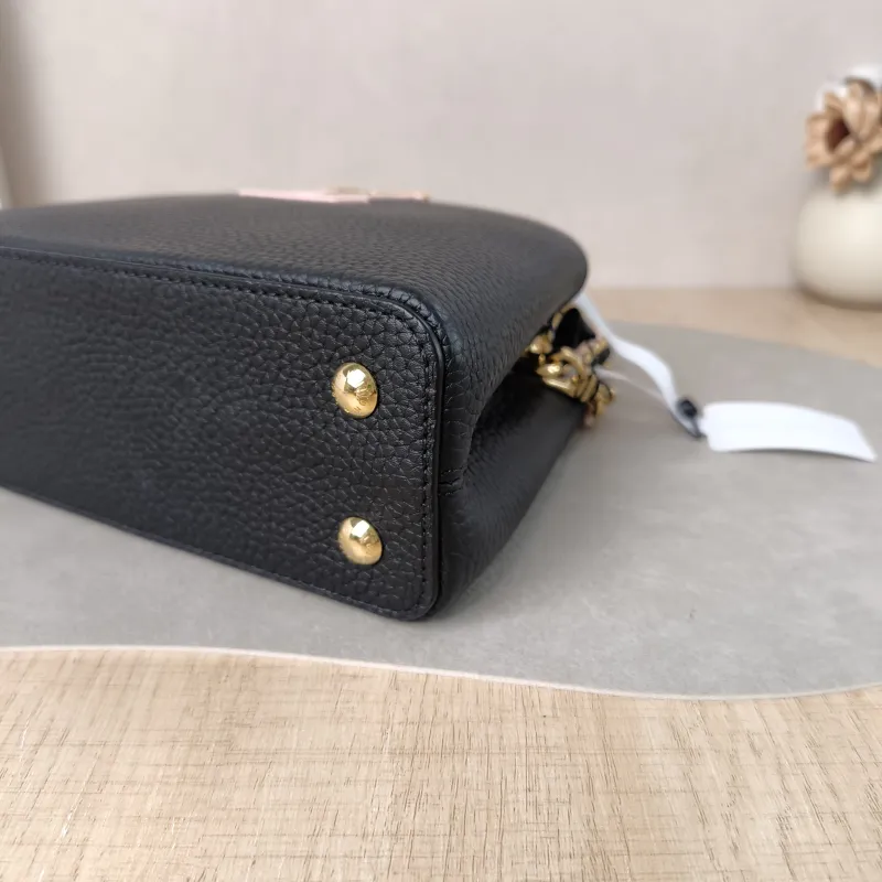 Louis Vuitton Shoulder Bag Capucines Black Pink Calfskin Mini 21 × 8 × 14 cm — detail view 8 of 14