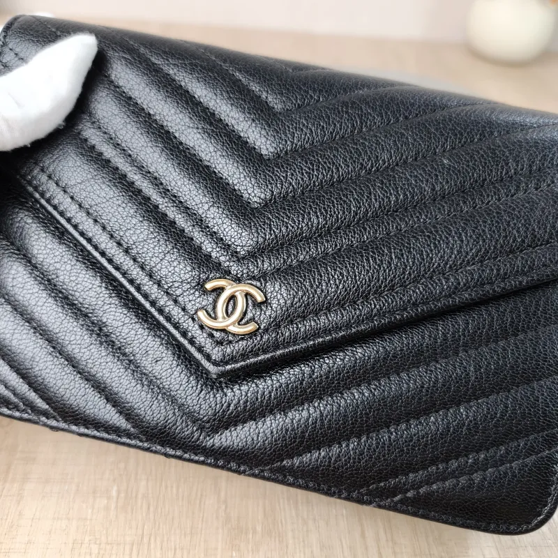 Chanel Crossbody Bag Classic Flap WOC CF WOCWOC Bag Black Calfskinmini19.2 × 3.5 × 12.3 cm — detail view 9 of 12