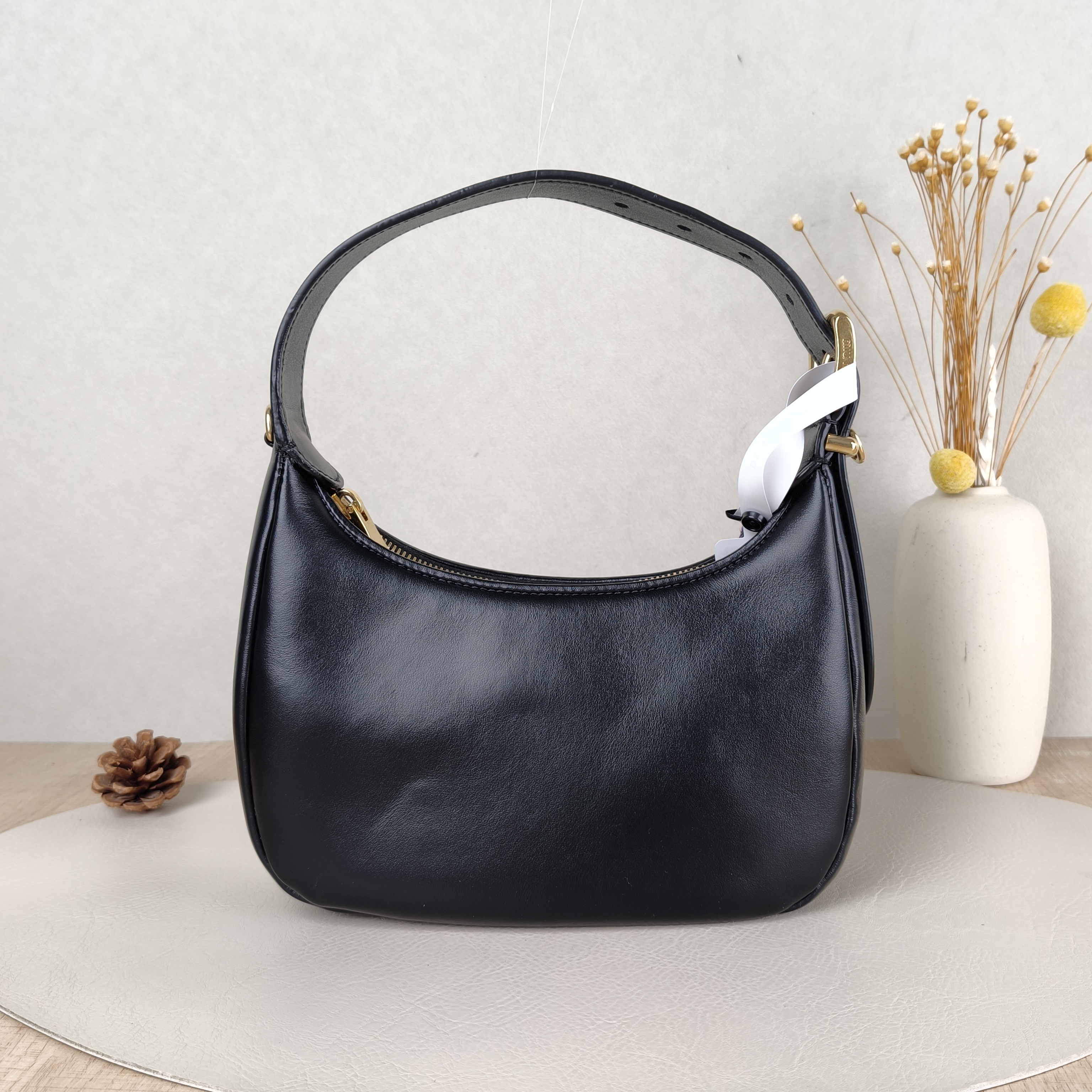 Miumiu Shoulder Bag Wander Hobo Black Calfskin Small20 × 6 × 17 cm — cover view 5 of 5