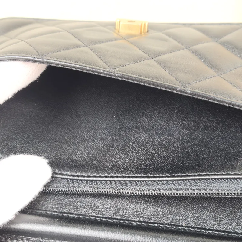 Chanel Crossbody Bag Classic Flap WOC CF WOCWOC Bag Black Lambskinmini19.2 × 3.5 × 12.3 cm — detail view 2 of 12