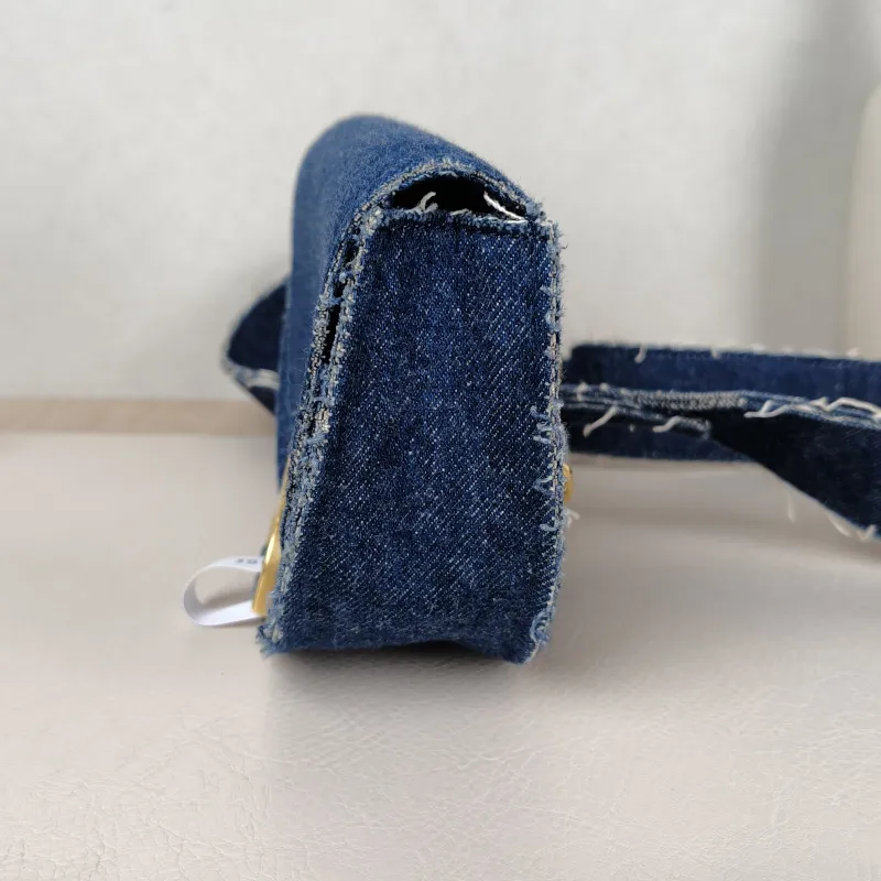 Chloé Shoulder Bag Shoulder Bag Blue One Size 18 × 6 × 13 cm — detail view 7 of 11