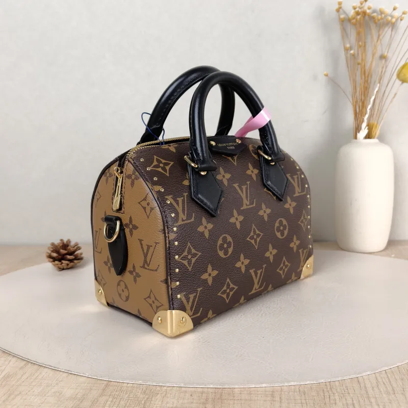Louis Vuitton Crossbody Bag Speedy Trunk 20 Monogram PVC Small 20.5 × 11 × 13.5 cm — cover view 5 of 5